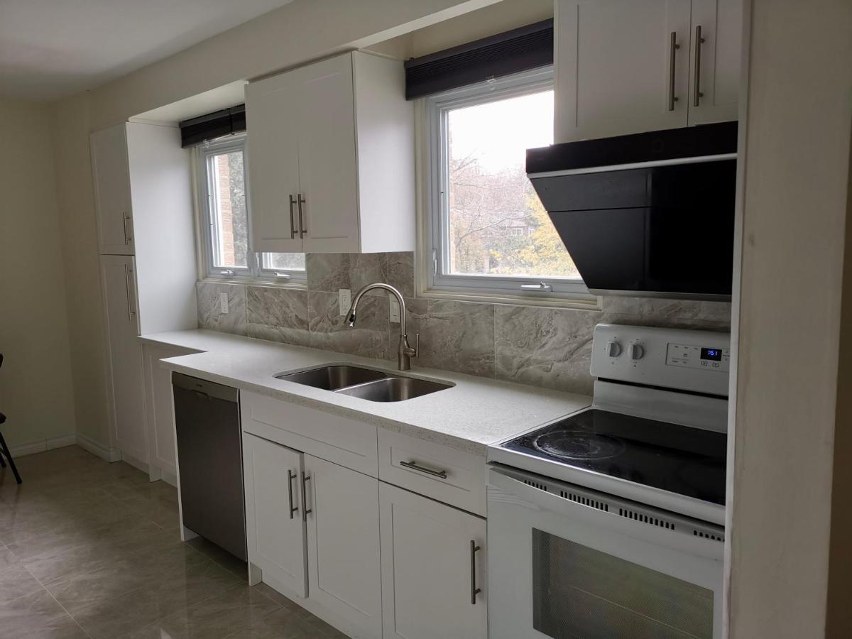 Private Rooms In House In North York Shared Kitchen Toronto Ngoại thất bức ảnh
