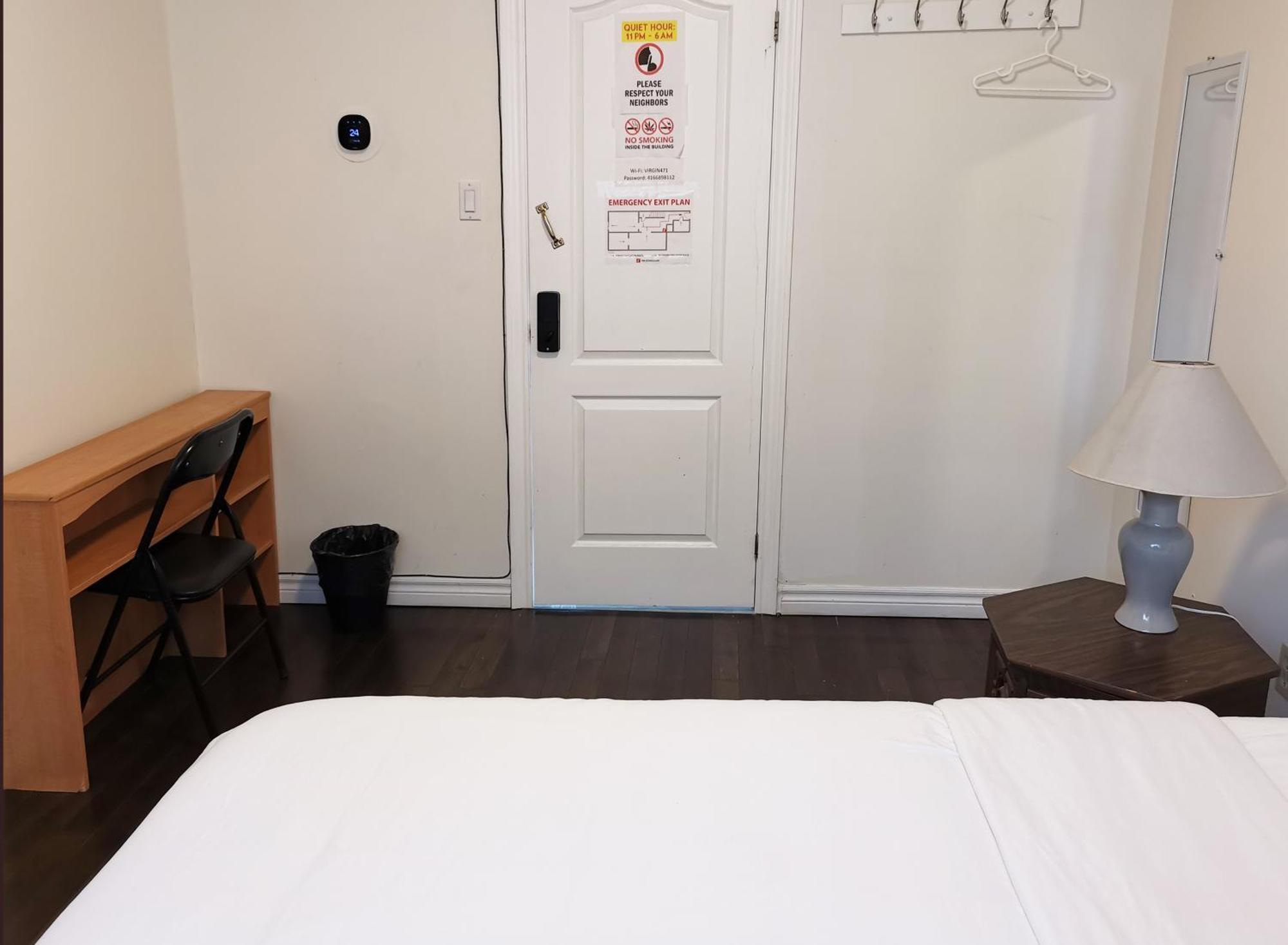 Private Rooms In House In North York Shared Kitchen Toronto Ngoại thất bức ảnh